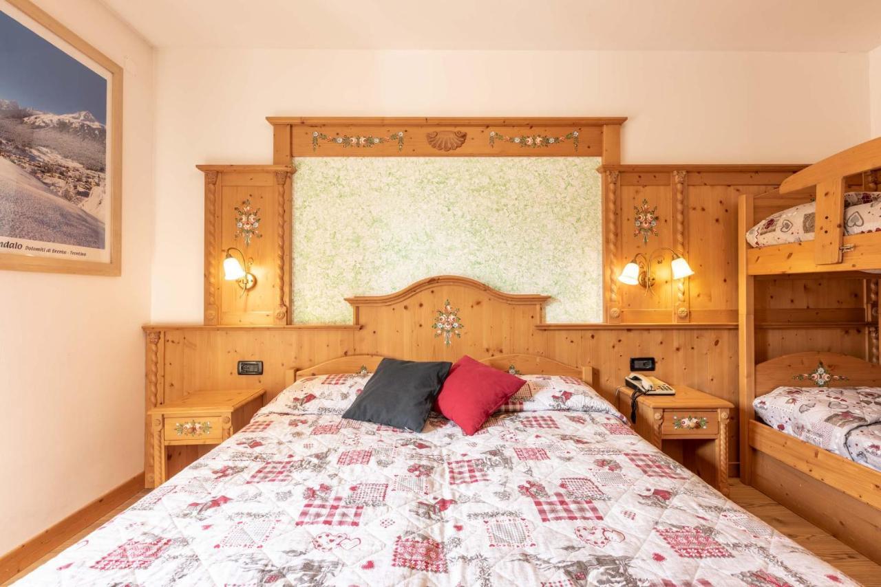 Hotel Ghezzi Andalo Esterno foto
