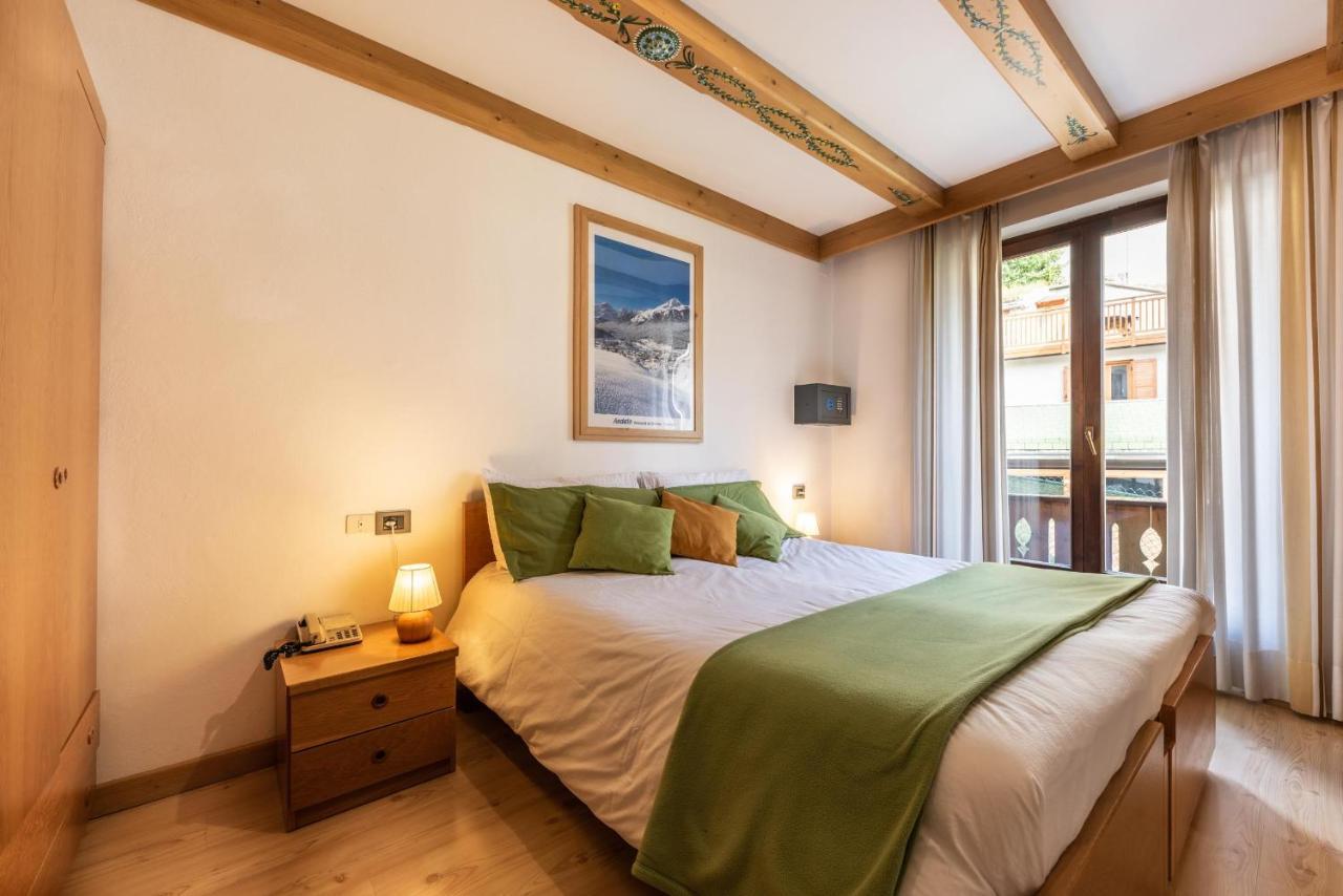 Hotel Ghezzi Andalo Esterno foto